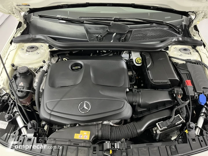 GLA 200 1.6 CGI Style 16V Turbo