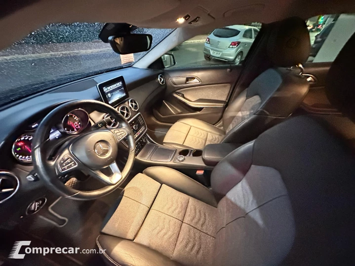 GLA 200 1.6 CGI Style 16V Turbo