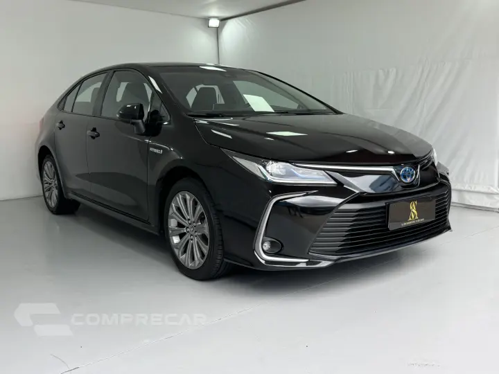 COROLLA 1.8 VVT-I Hybrid Altis