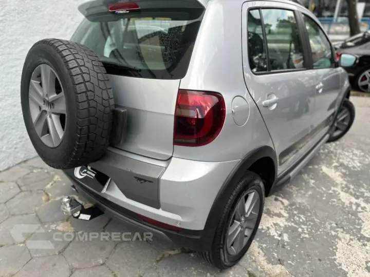 CROSSFOX 1.6 MI FLEX 8V 4P MANUAL