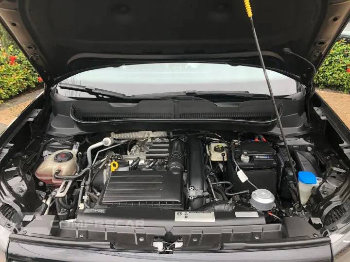 T-Cross 1.4 250 Tsi Total Flex Highline Automático