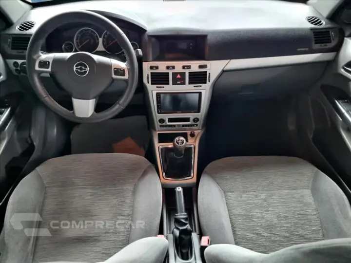 VECTRA 2.0 MPFI Elegance 8V 140cv