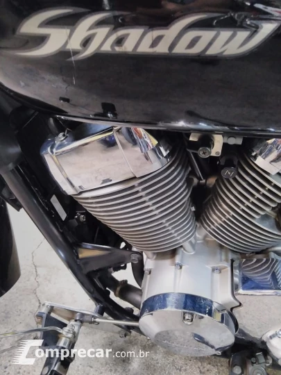 Shadow 750