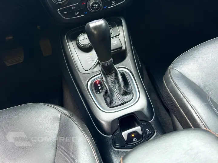 COMPASS 2.0 16V DIESEL LONGITUDE 4X4 AUTOMÁTICO