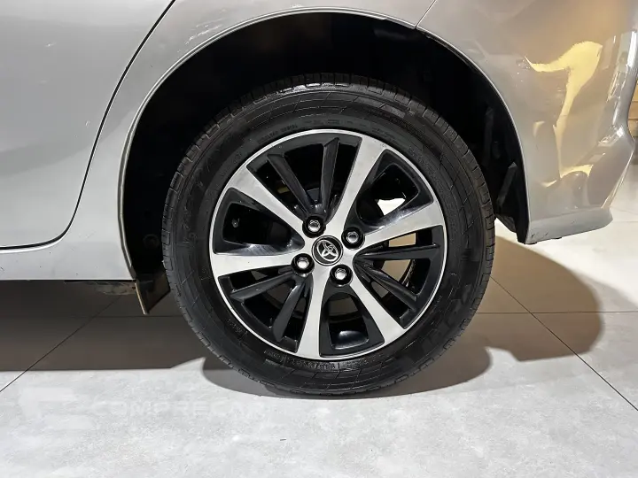 YARIS 1.5 16V FLEX XLS CONNECT MULTIDRIVE