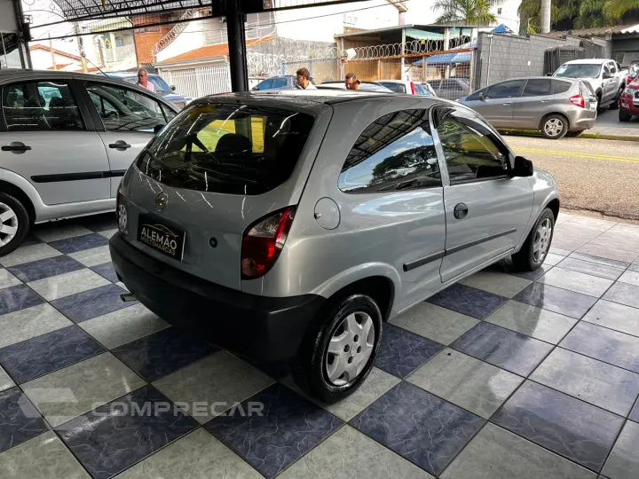 CELTA 1.0 MPFI Life 8V