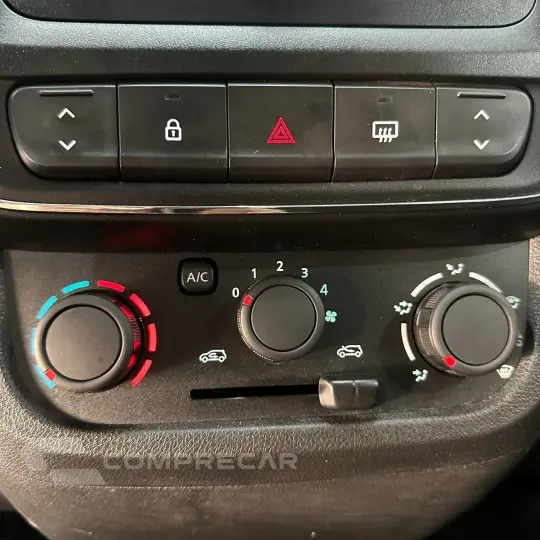 Kwid KWID Zen 1.0 Flex 12V 5p Mec.