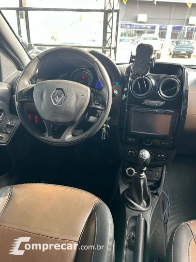 DUSTER 2.0 Dakar 4X4 16V