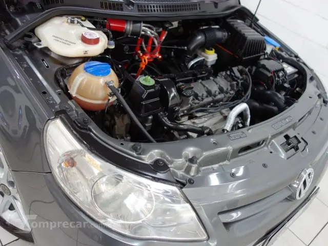 VOYAGE - 1.6 MI 8V 4P MANUAL