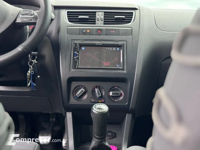 CROSSFOX - 1.6 MI 8V 4P MANUAL
