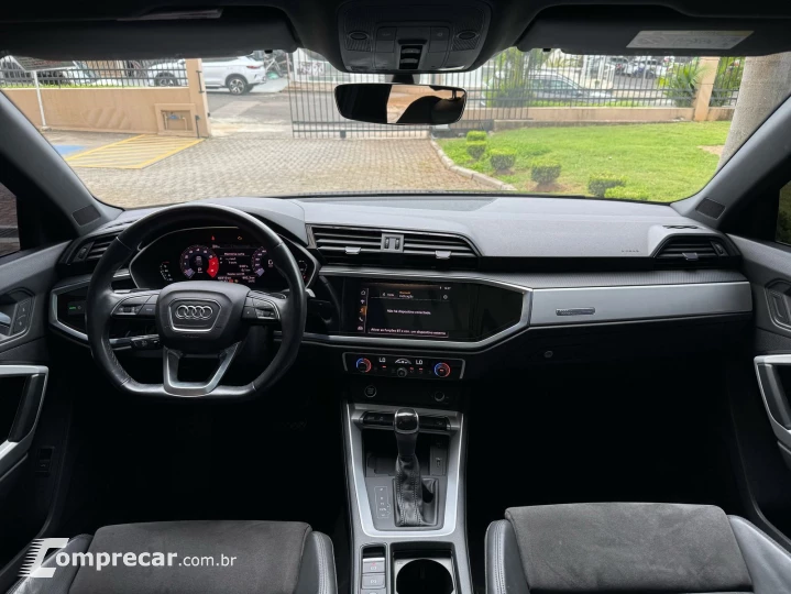 Q3 1.4 TFSI Black Edition S Tronic