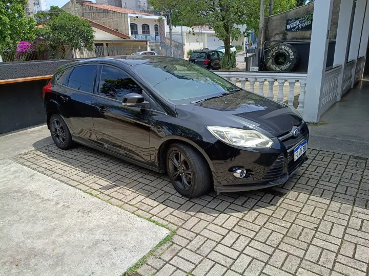 Focus 1.6  Sigma Hatch