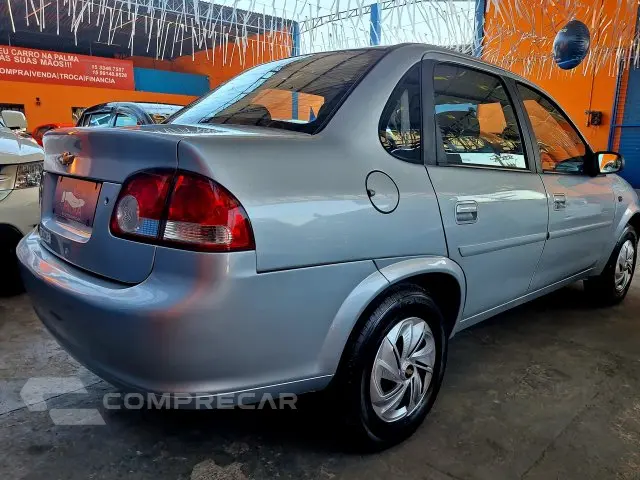 CLASSIC - 1.0 MPFI LS 8V 4P MANUAL