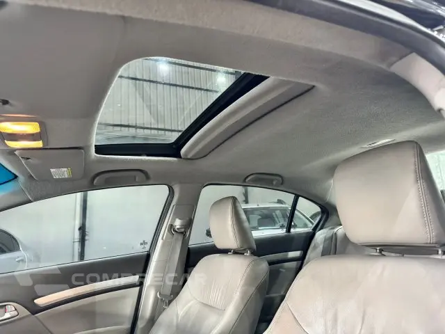 CIVIC - 1.8 EXS 16V 4P AUTOMÁTICO