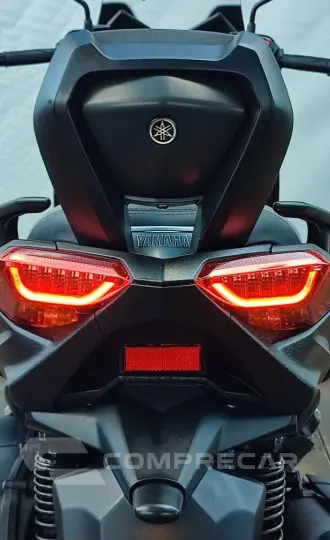 YAMAHA XMAX ABS