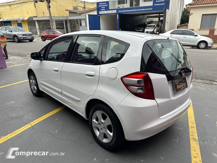 FIT 1.4 LX 16V