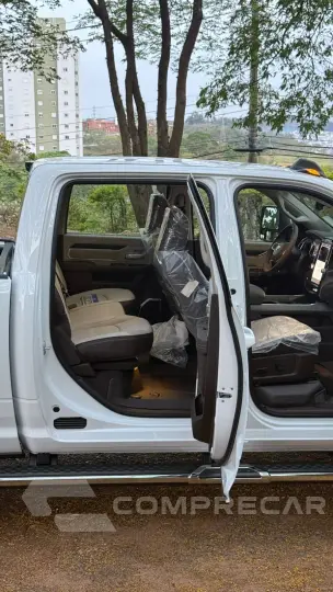 2500 6.7 I6 Turbo Laramie CD 4X4