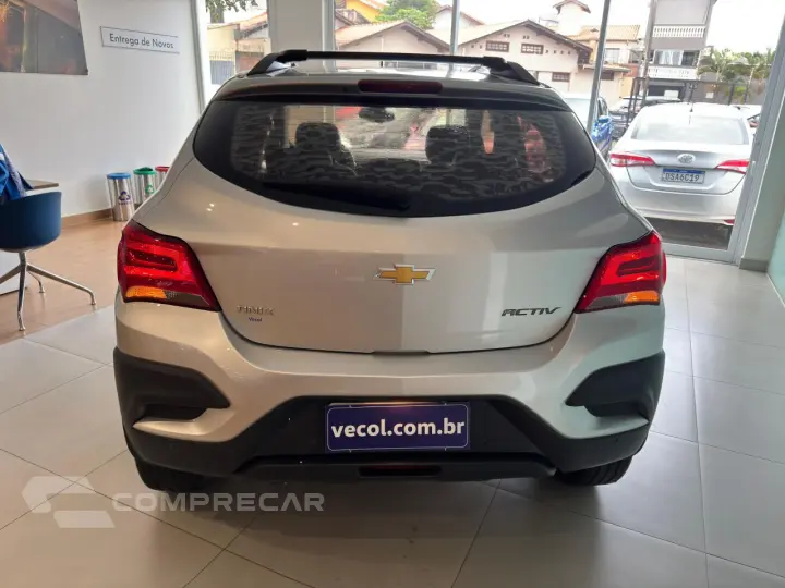 Onix Hatch 1.4 4P FLEX ACTIV AUTOMÁTICO