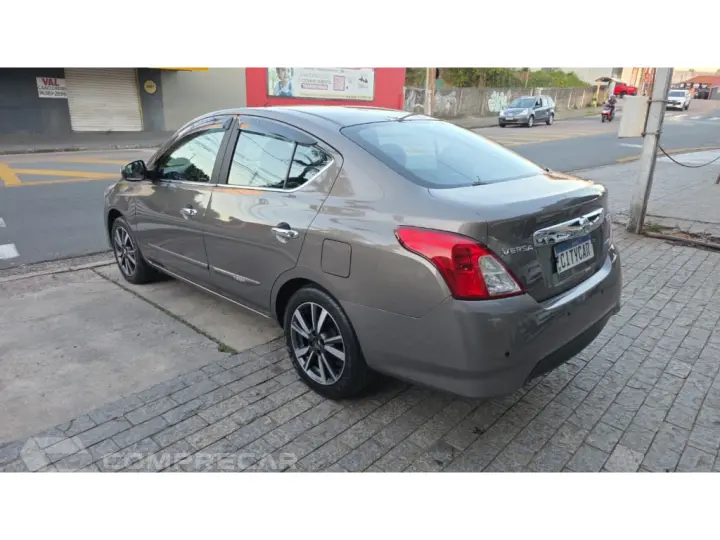 VERSA 1.6 16V FLEX SL 4P XTRONIC