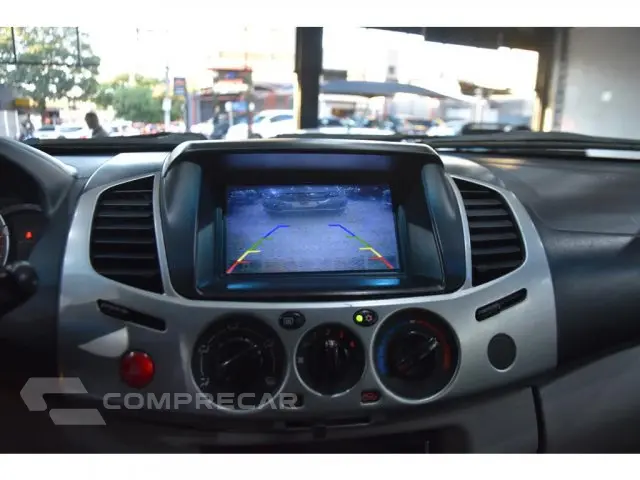 L200 TRITON - 2.4 HLS 4X2 CD 16V 4P MANUAL