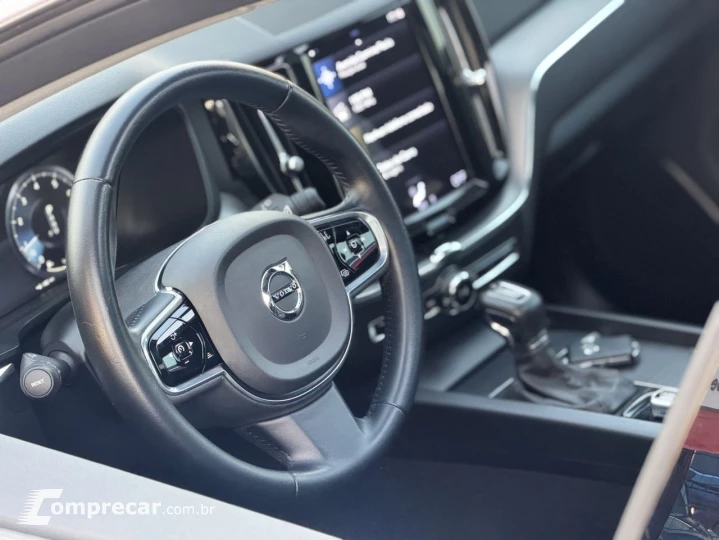 XC 60 T-5 MOMENTUM 2.0 254cv AWD 5p