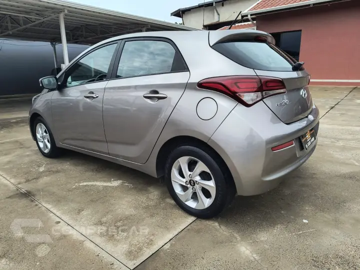 HB20 1.6 Comfort Style 16V