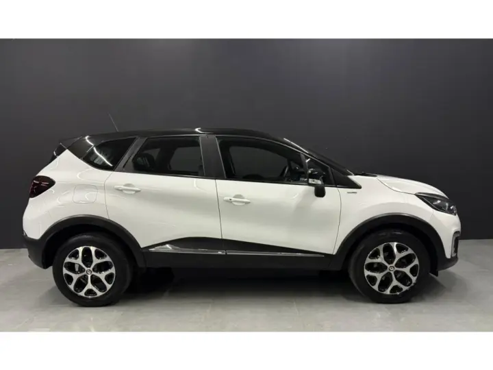 CAPTUR 1.6 16V SCE FLEX BOSE X-TRONIC