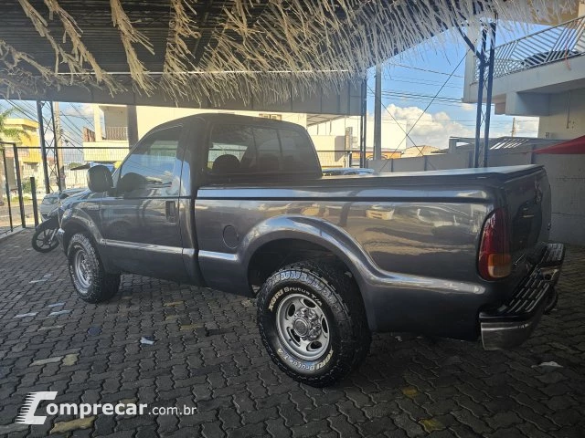 F-250 - 4.2 XLT 4X2 CS TURBO INTERCOOLER 2P MANUAL