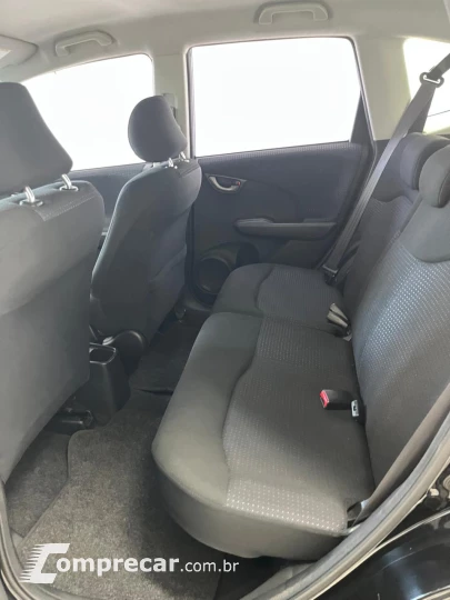 Fit 1.4 16V 4P LX FLEX