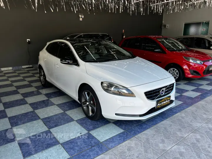 V40 2.0 T4 Dynamic Turbo