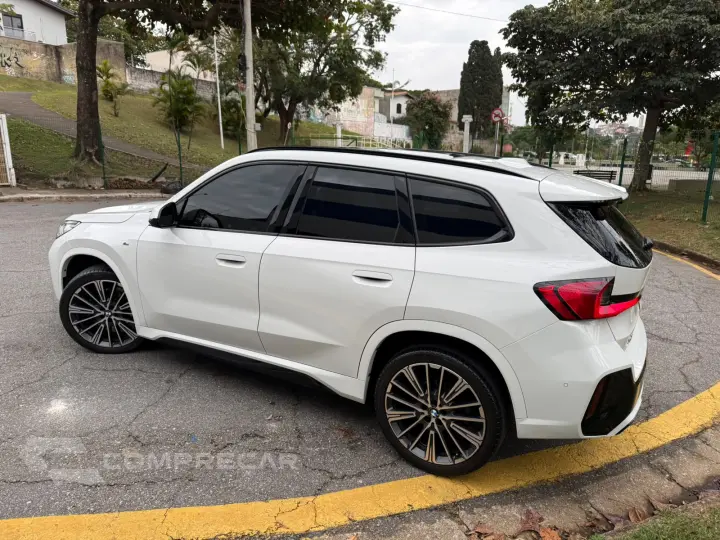 X1 2.0 16V Turbo Sdrive20i M Sport