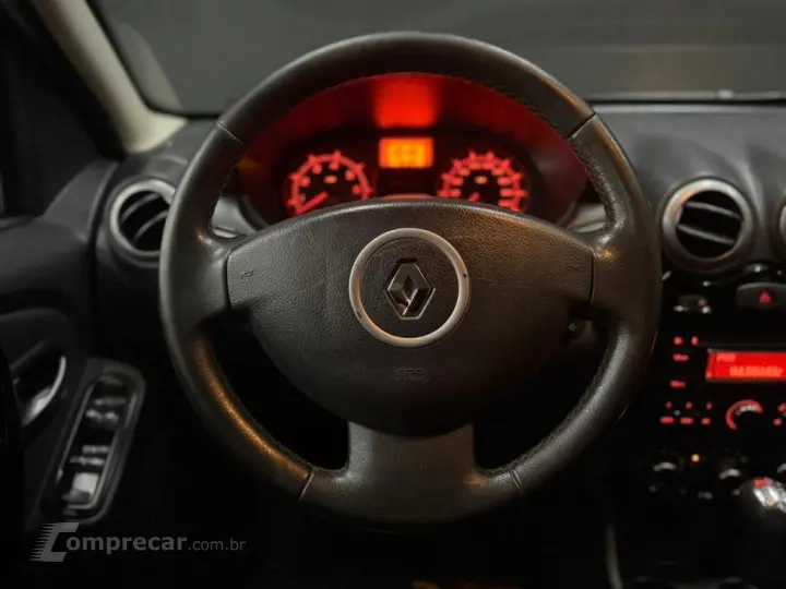 SANDERO 1.6 STEPWAY 8V FLEX 4P MANUAL