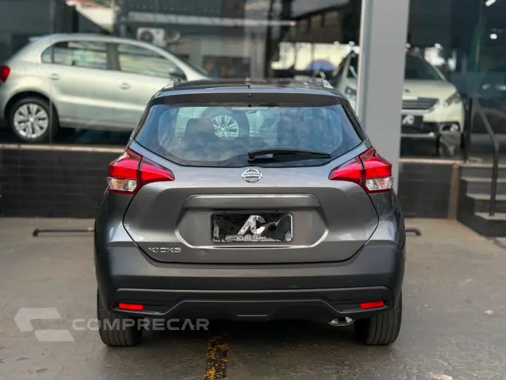 KICKS S 1.6 16V FlexStar 5p Mec.
