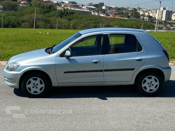 CELTA 1.0 MPFI LT 8V