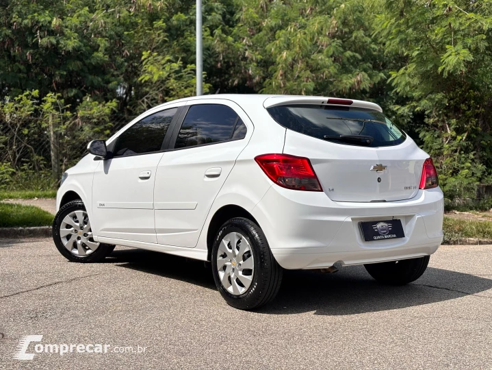 Onix 1.4 LT SPE/4