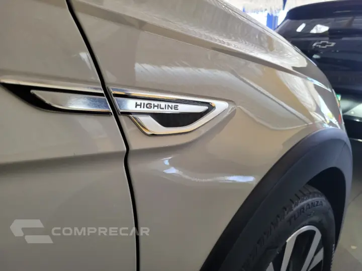 Nivus Highline 1.0 200 TSI Flex Aut.