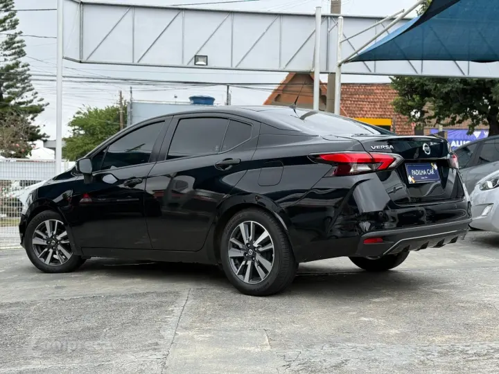 VERSA Advance 1.6 16V Flex Aut.