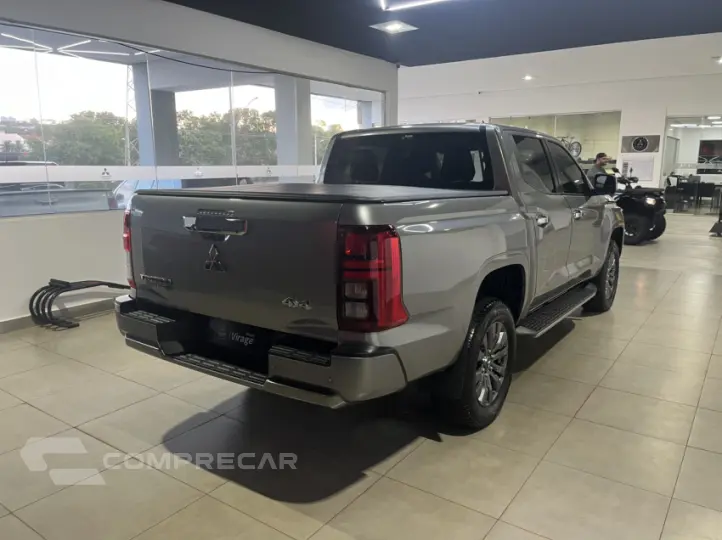 TRITON 2.4 Biturbo CD Hpe-s 4X4