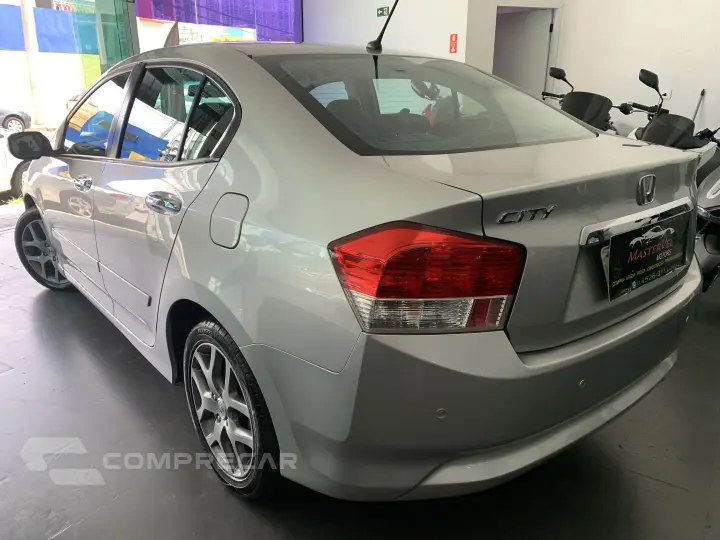 CITY 1.5 EX Sedan 16V