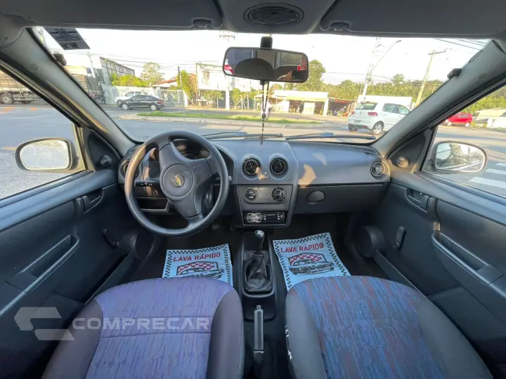 CELTA 1.0 MPFI Life 8V