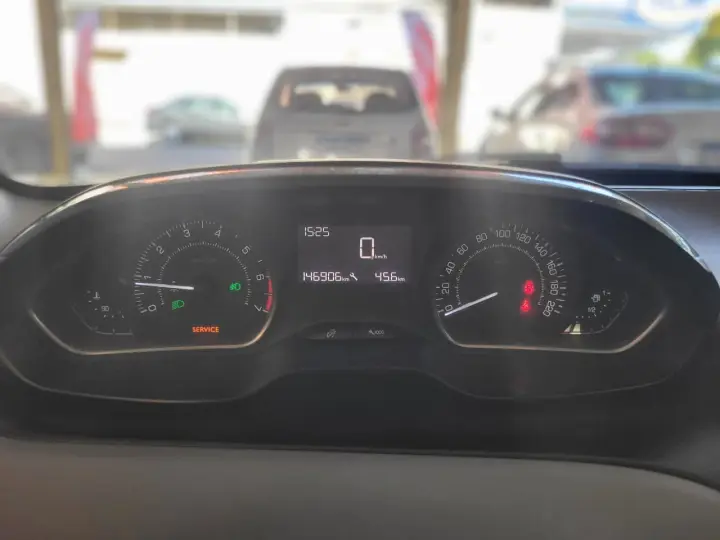 208 Allure 1.5 Flex 8V 5p