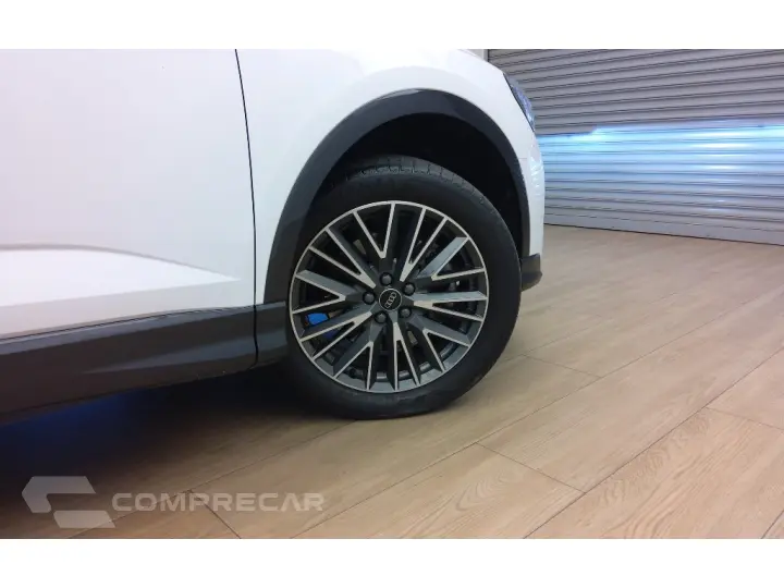 Q3 2.0 40 TFSI GASOLINA SPORTBACK PERFORMANCE QUATTRO TIPTRO