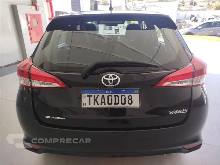 YARIS 1.5 16V XL