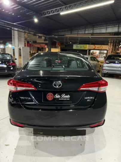 YARIS 1.5 16V Sedan XL