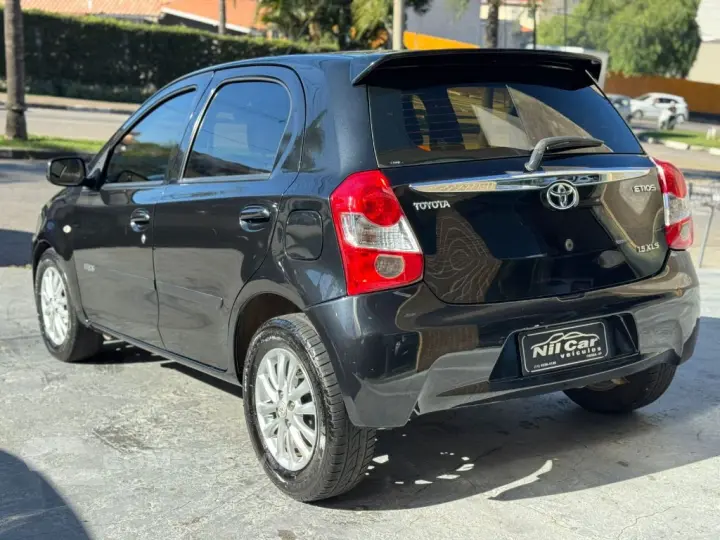 ETIOS XLS 1.5 Flex 16V 5p Mec.