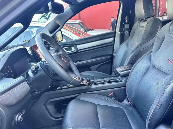 RAMPAGE 2.0 HURRICANE 4 TURBO GASOLINA R/T 4X4 AUTOMÁTICO