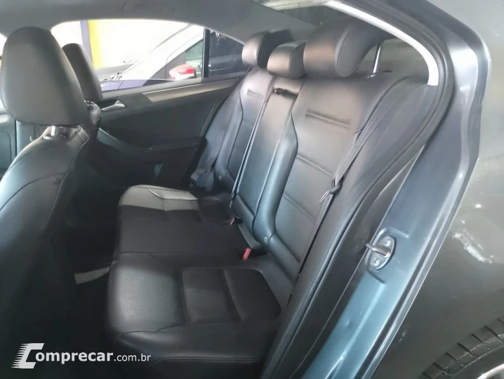 JETTA Comfortline 1.4 TSI 16V 4p Aut.