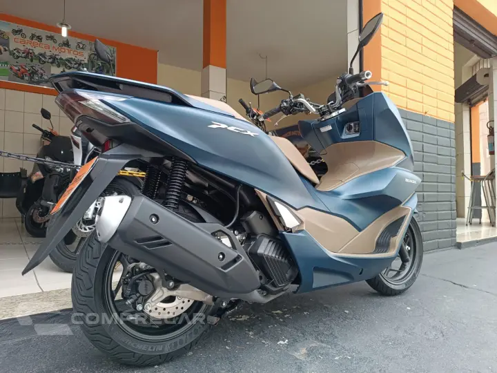 PCX 160 DLX ABS
