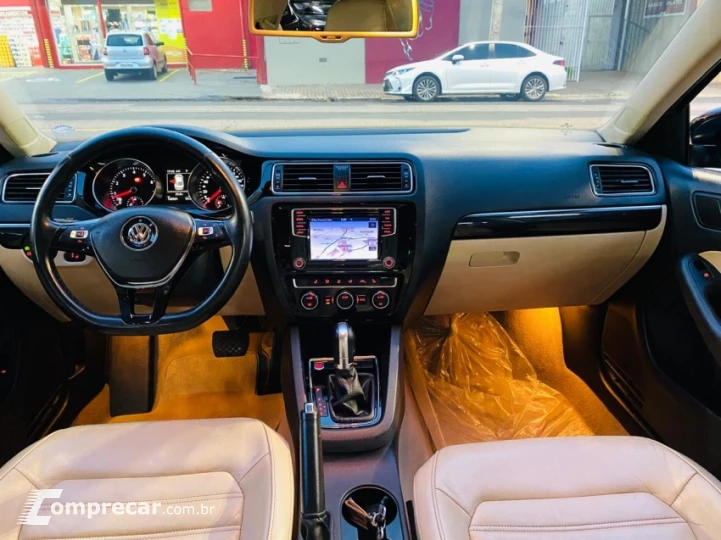 JETTA 2.0 TSI Highline 211cv