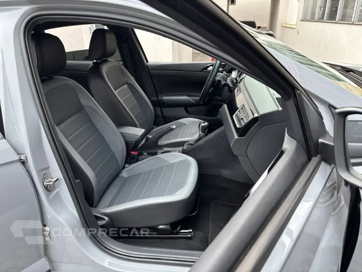 Nivus Highline 1.0 200 TSI Flex Aut.